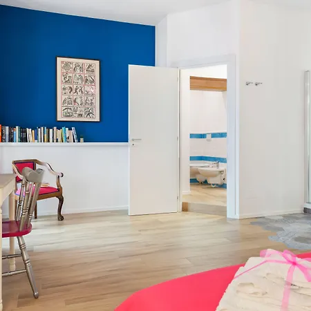 Guesthost - Oui Tree نابولي