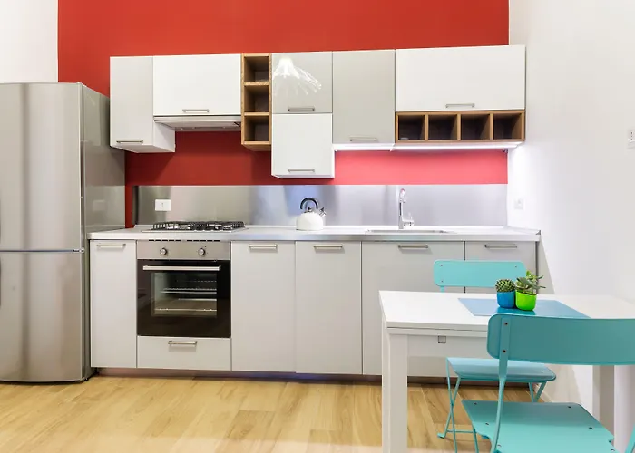 Guesthost - Oui Tree