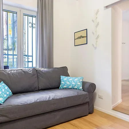 Guesthost - Oui Tree Apartamento Nápoles