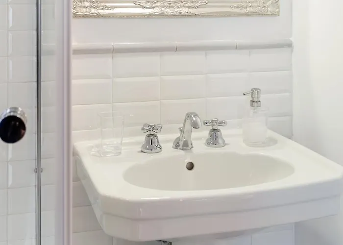 Guesthost - Oui Tree Nápoles