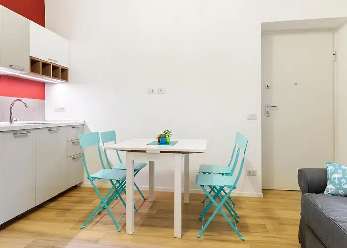 Guesthost - Oui Tree *