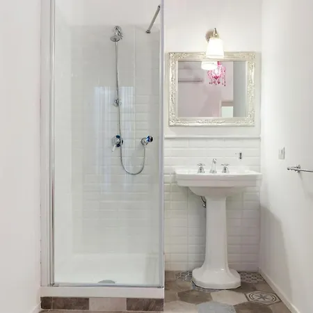 Guesthost - Oui Tree Lägenhet *