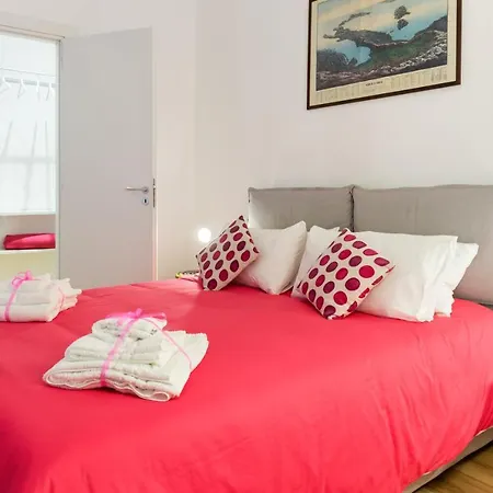 Lägenhet Guesthost - Oui Tree *